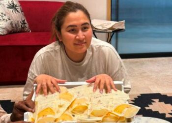 Badminton star Jwala Gutta donates breast milk to govt hospital to save babies