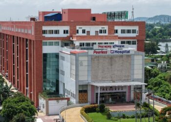 Peerless Hospital performs life-saving surgery on woman with ruptured pulmonary hydatid cyst