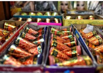 Arunachal Pradesh: Itanagar admin issues Diwali guidelines, bans sale of non-green crackers