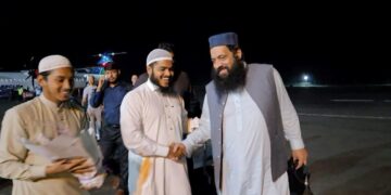 Pakistani ‘preacher’ linked to Hafeez Sayeed in Bangladesh; visits Chapainawabganj on India-Bangla border