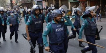 Private militia raised by Bangladesh Adviser Asif to be in cops’ uniform to take on Nov 10-13 Awami League protests