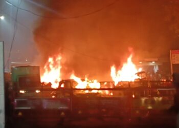 Ten killed, several injured in powerful blast near Red Fort; NIA joins probe