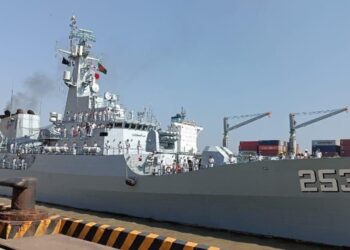 Bangladesh welcomes Pakistan Navy’s guided missile warship ‘PNS Saif’ at Chittagong