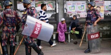 Bangladesh: A successful lockdown, a nervous regime