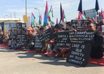 Hundreds of villagers, JNC protest alleged transfer of community land in East Jaiñtia Hills