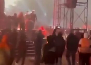 Over 25 injured as mob disrupts James concert in Bangladesh