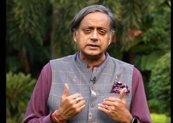 Shashi Tharoor declines Veer Savarkar Award, says will not attend ceremony