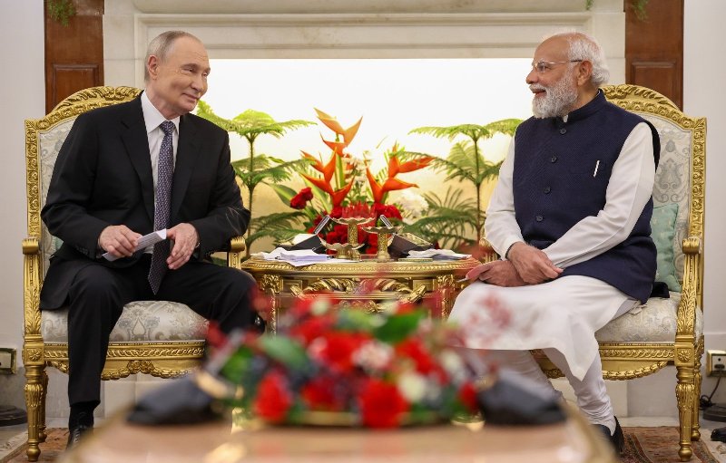 Assam tea to Gita: PM Modi presents Russian President Putin a showcase of India’s craftsmanship, heritage
