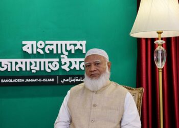 Why is the US government trying to “befriend” wrong teams in Bangladesh?  