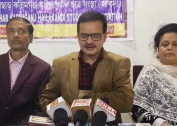 Barak journalist Bikash Chakraborty’s new book chronicles the comprehensive history of Assam University