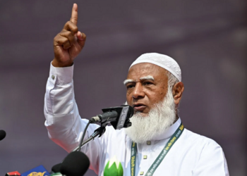 Bangladesh: Jamaat-e-Islami offers cash and salvation promises to voters on poll day