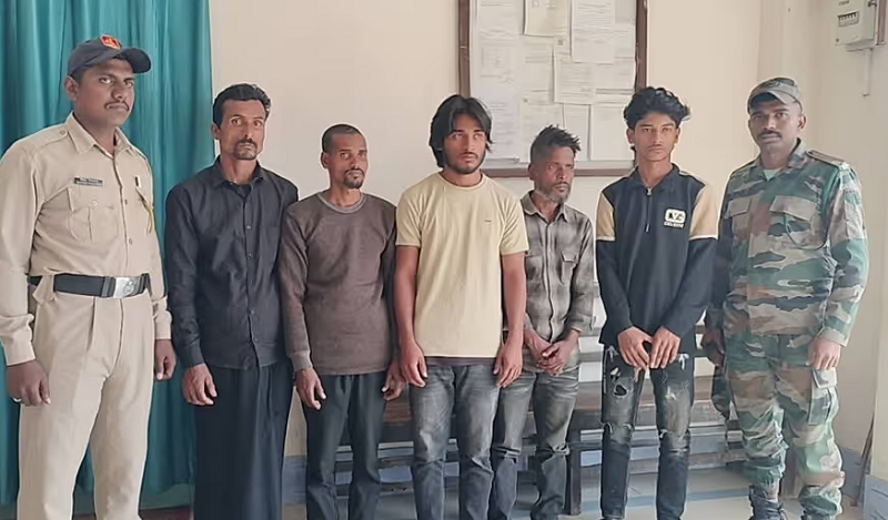 Tripura Police arrest three Bangladeshi nationals, two touts in Unakoti