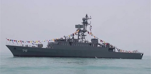 Iranian warship sinks off Sri Lanka after suspected submarine attack; 101 people missing