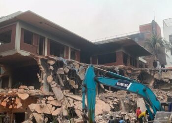 Armoured vehicles at Dhanmondi 32 on March 7: A sign of Bangladesh’s new authoritarianism